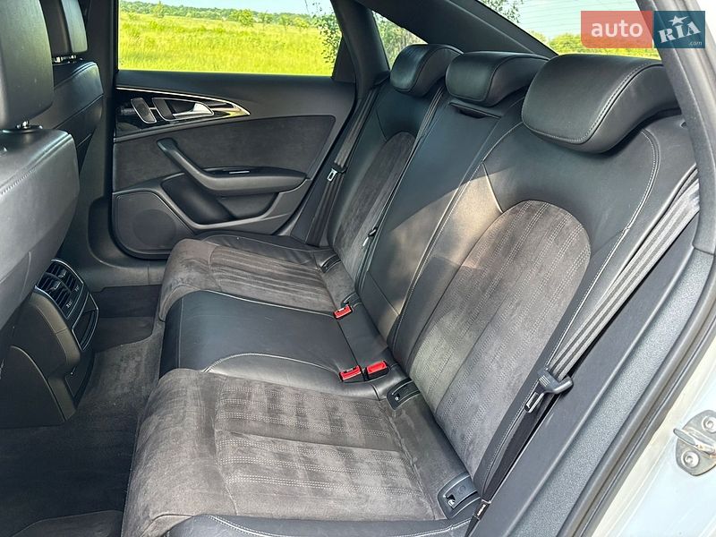 Седан Audi A6 2015 в Барышевке