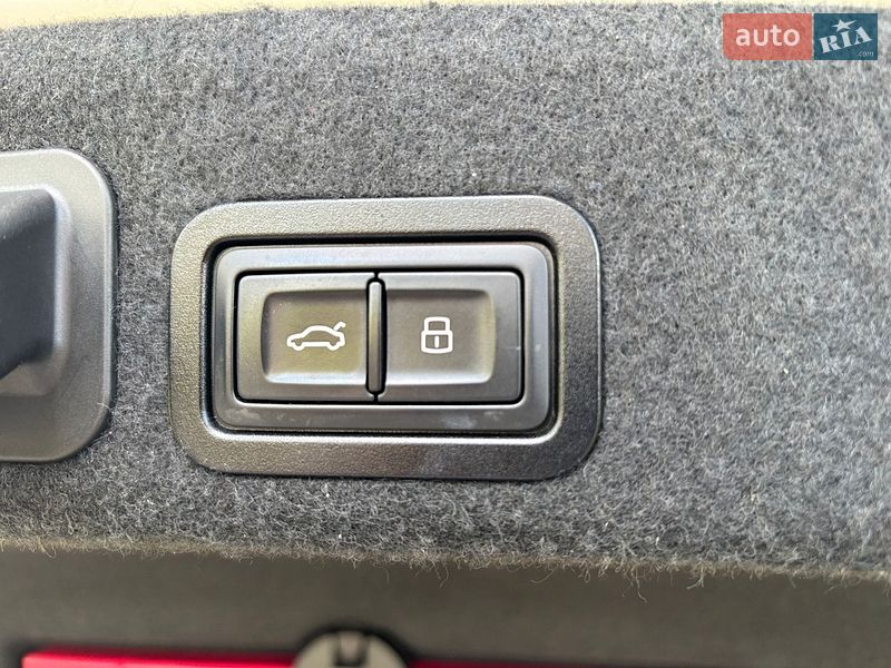 Седан Audi A6 2015 в Барышевке