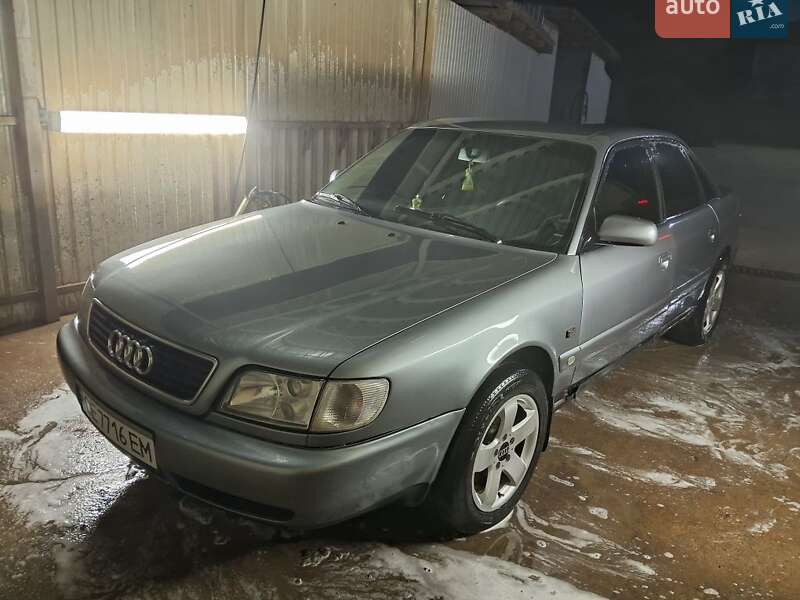 Универсал Audi A6 1996 в Черновцах
