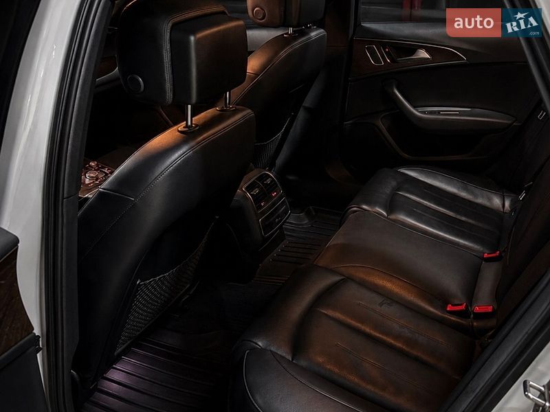 Седан Audi A6 2016 в Киеве