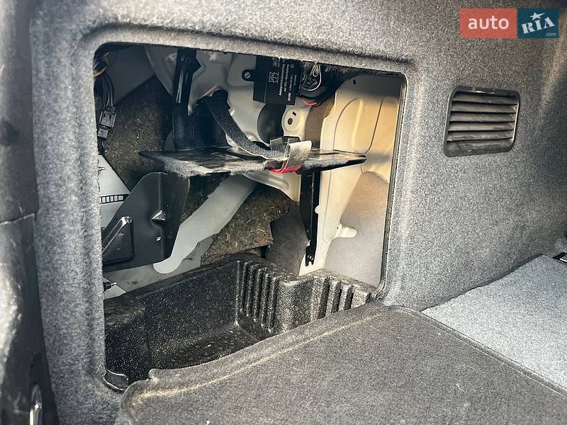 Седан Audi A6 1999 в Береговому фото 29 Седан Audi A6 1999 в Береговому