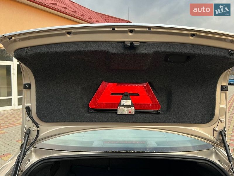 Седан Audi A6 1999 в Береговому фото 31 Седан Audi A6 1999 в Береговому