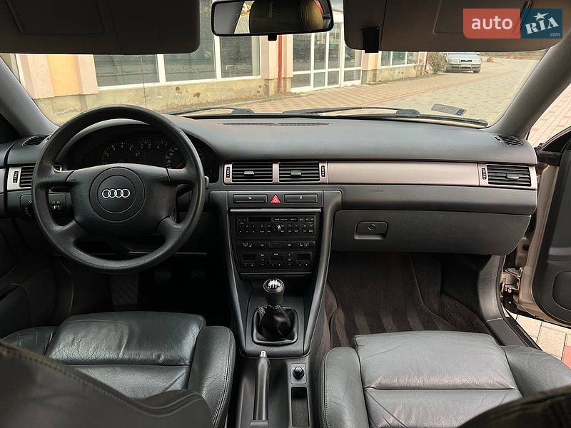 Седан Audi A6 1999 в Береговому фото 35 Седан Audi A6 1999 в Береговому
