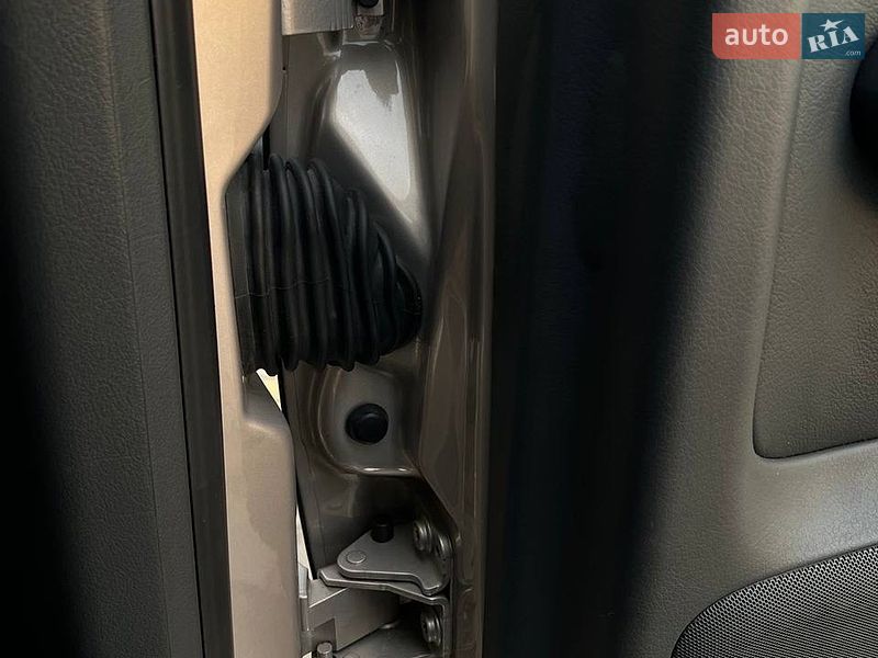 Седан Audi A6 1999 в Береговому фото 37 Седан Audi A6 1999 в Береговому