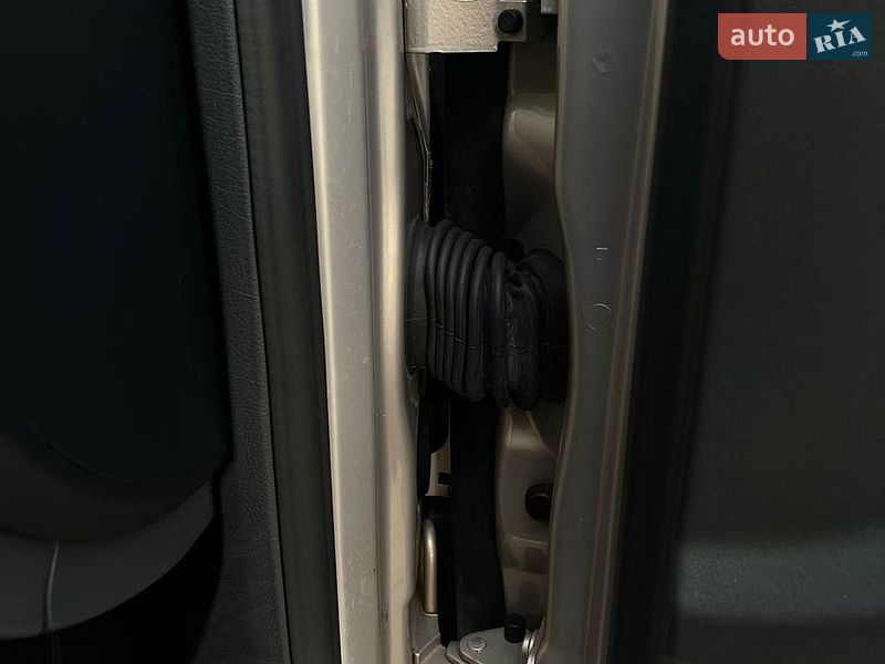 Седан Audi A6 1999 в Береговому фото 38 Седан Audi A6 1999 в Береговому