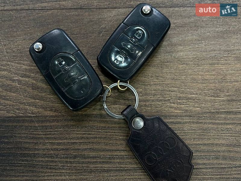 Седан Audi A6 1999 в Береговому фото 39 Седан Audi A6 1999 в Береговому