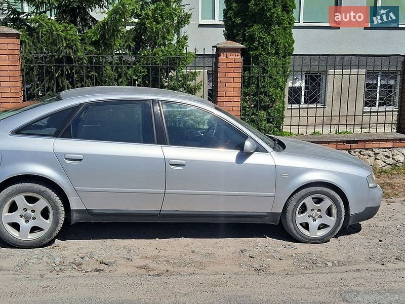 Седан Audi A6 1999 в Шумске