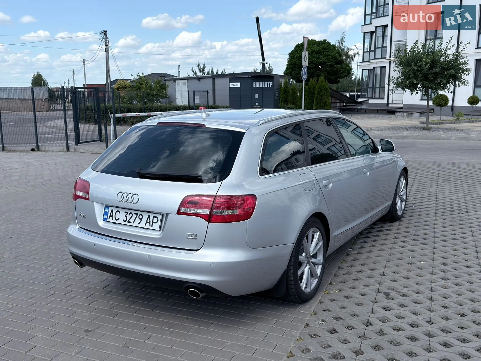 2011 Audi A6 - мініатюра 8
