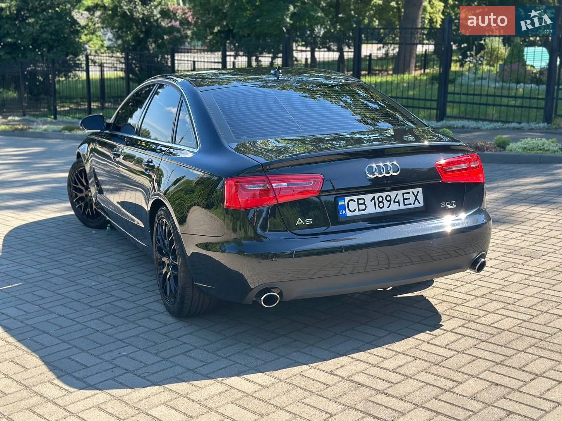 Audi A6 2013 VIN WAUFGAFC3EN035037 фото оголошення 10 з 26