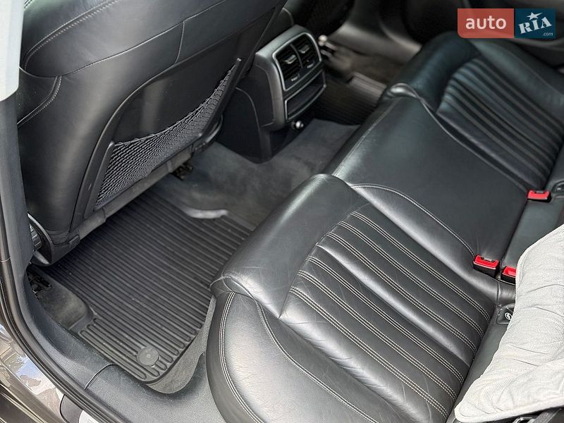 Седан Audi A6 2014 в Дрогобыче