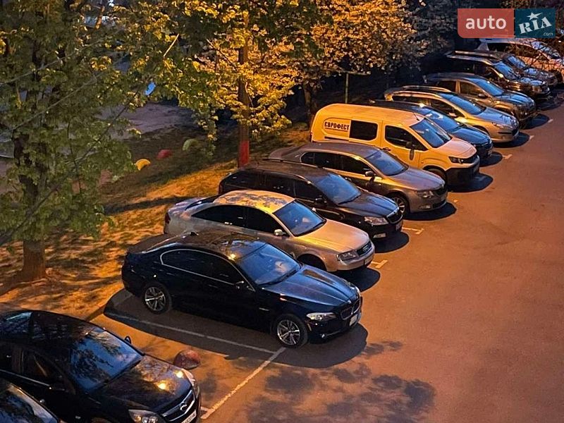 Седан Audi A6 2000 в Чорнобаї