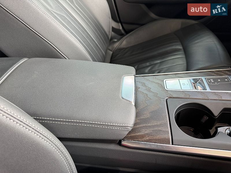 Седан Audi A6 2019 в Киеве