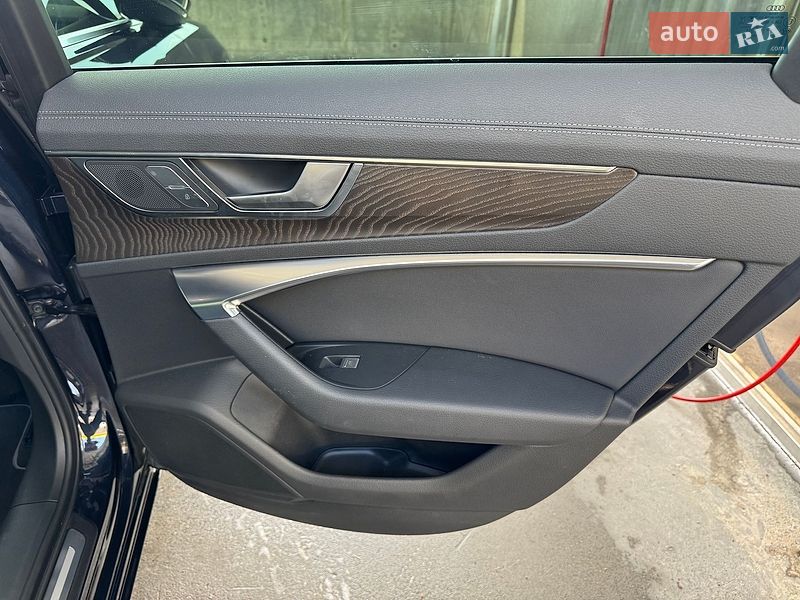 Седан Audi A6 2019 в Киеве