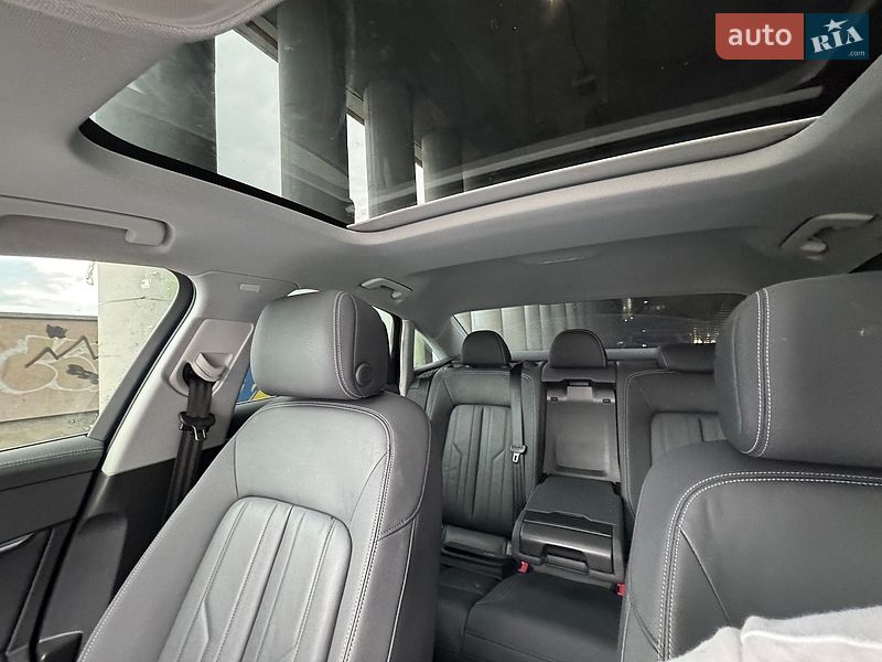 Седан Audi A6 2019 в Киеве