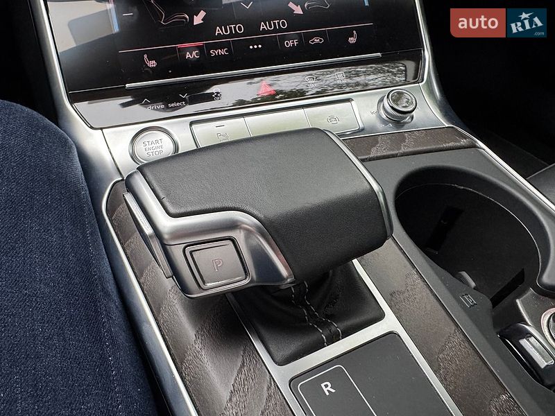 Седан Audi A6 2019 в Киеве