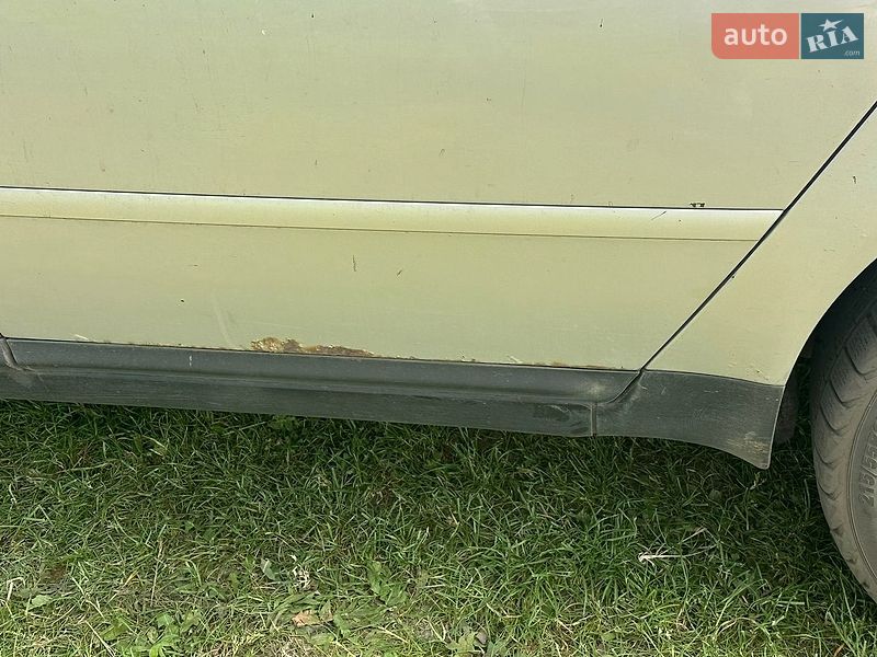 Седан Audi A6 2001 в Ратному