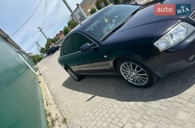 Седан Audi A6 2002 в Рава-Руській