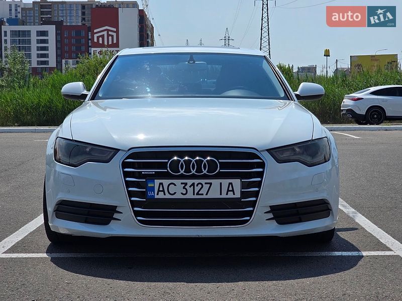 Седан Audi A6 2014 в Луцке
