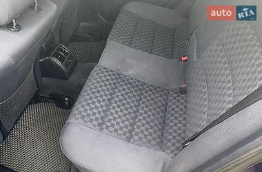 Седан Audi A6 2002 в Рава-Руській