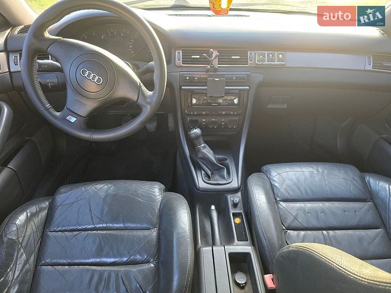 Седан Audi A6 1998 в Харкові
