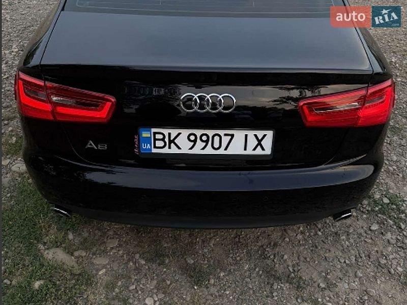 Седан Audi A6 2014 в Черновцах