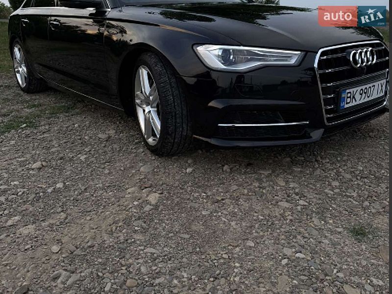 Седан Audi A6 2014 в Черновцах