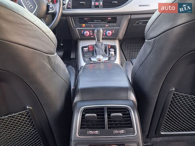 Універсал Audi A6 2017 в Житомирі
