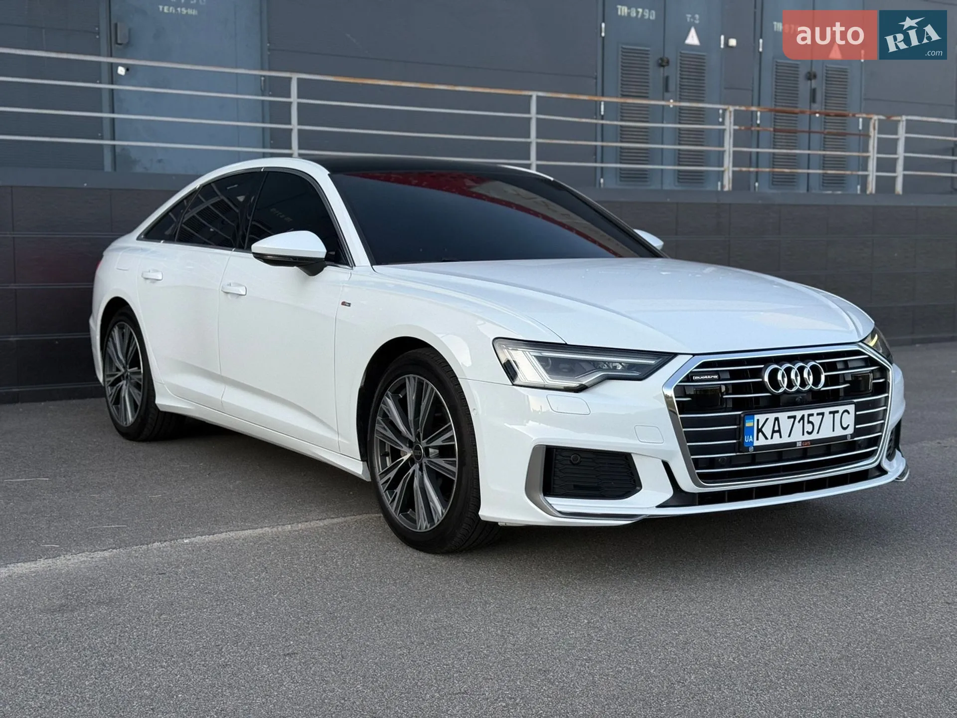 2020 Audi A6 - фото 1