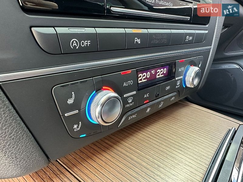 Седан Audi A6 2015 в Киеве