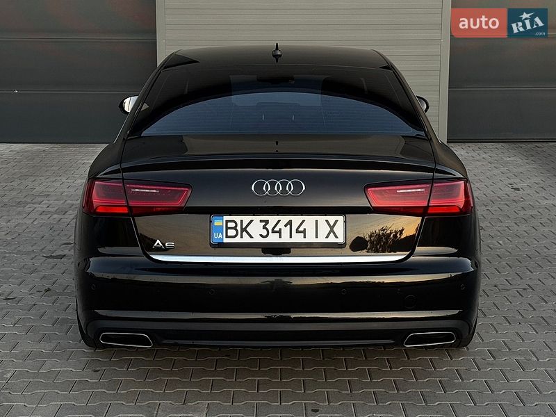 Седан Audi A6 2015 в Рівному