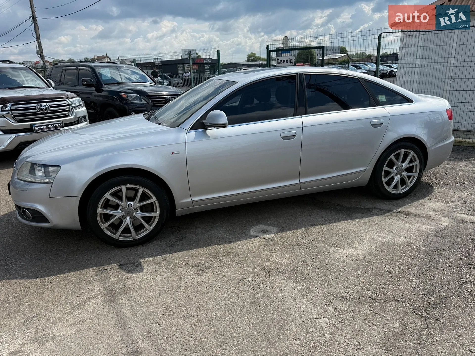 2010 Audi A6 - мініатюра 4