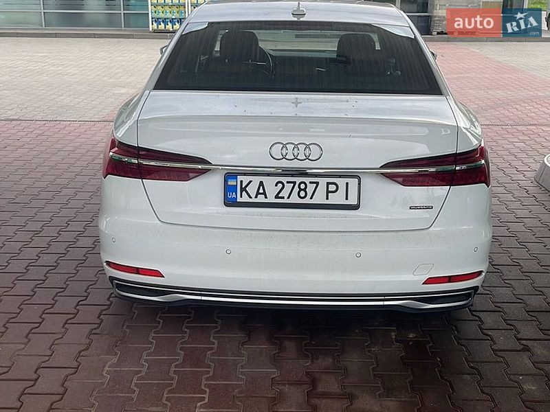 Седан Audi A6 2025 в Киеве