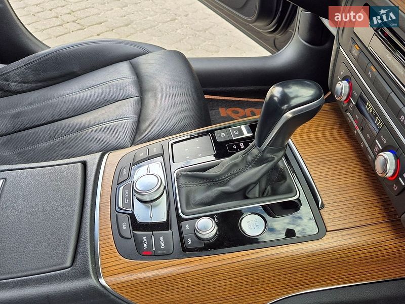 Седан Audi A6 2015 в Ивано-Франковске