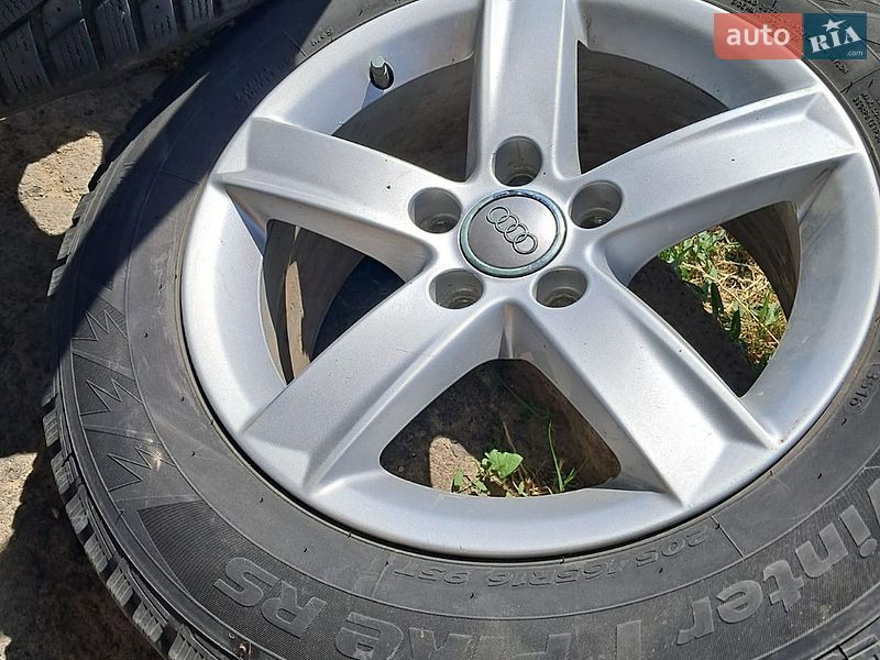 Универсал Audi A6 2003 в Млинове