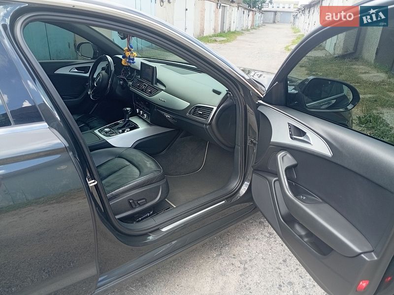 Седан Audi A6 2012 в Харькове