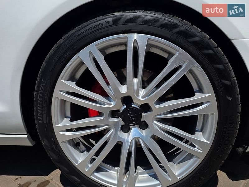 Седан Audi A6 2012 в Кривом Роге