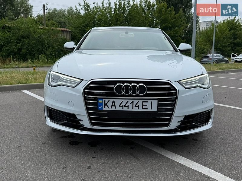 Седан Audi A6 2015 в Киеве