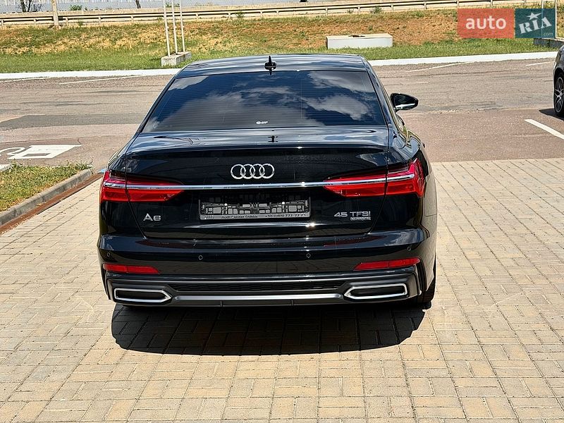 Седан Audi A6 2023 в Одессе