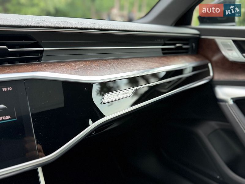 Седан Audi A6 2020 в Києві