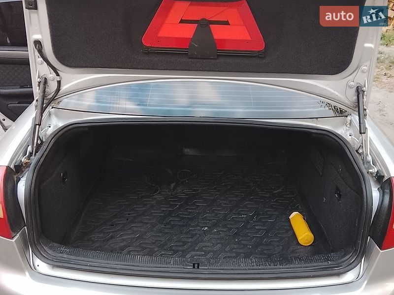 Седан Audi A6 2002 в Умани