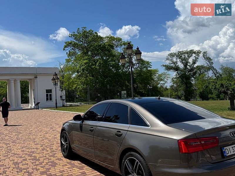 Audi A6 2011 Audi A6 2011