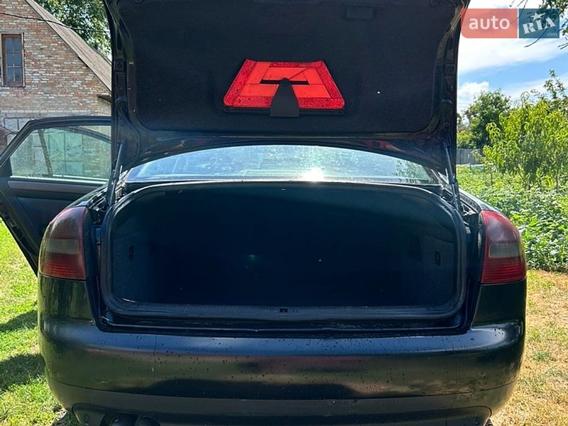 Седан Audi A6 2001 в Чигирину