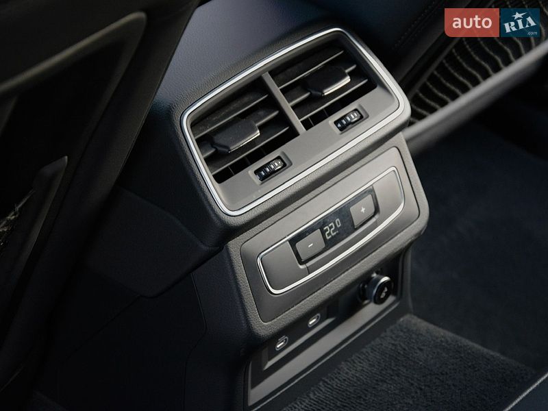 Седан Audi A6 2022 в Києві