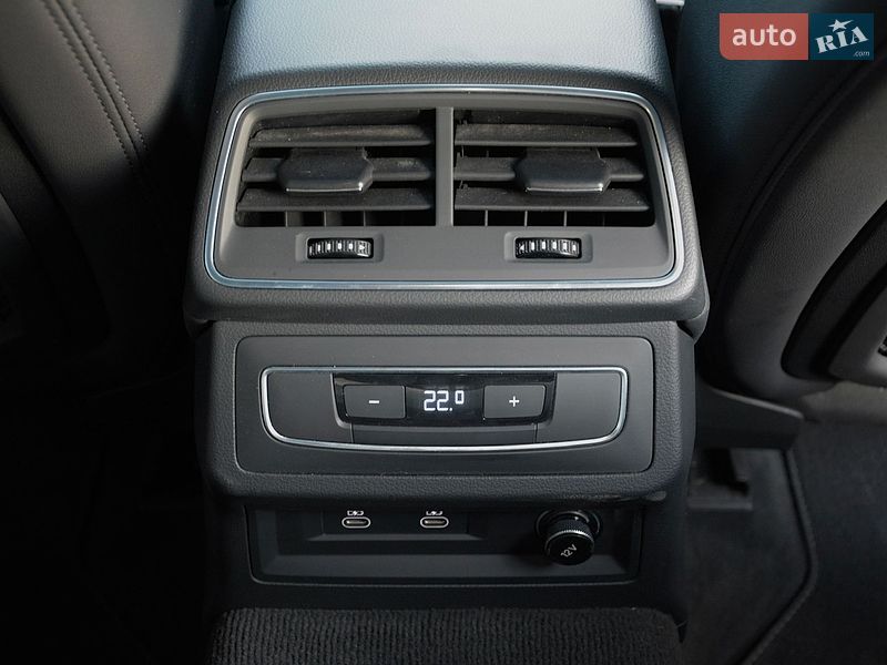 Седан Audi A6 2022 в Києві