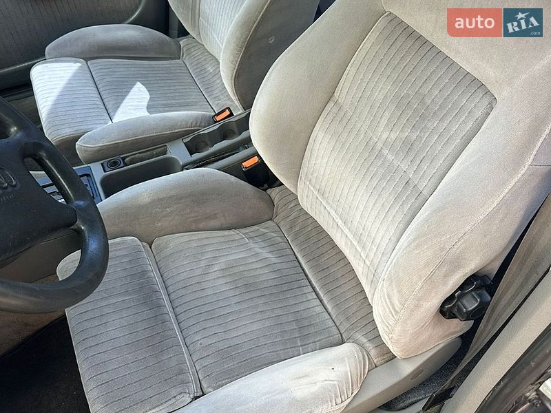Седан Audi A6 1995 в Кореці