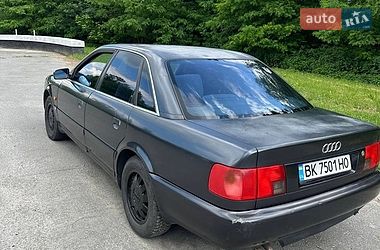 Седан Audi A6 1995 в Кореці