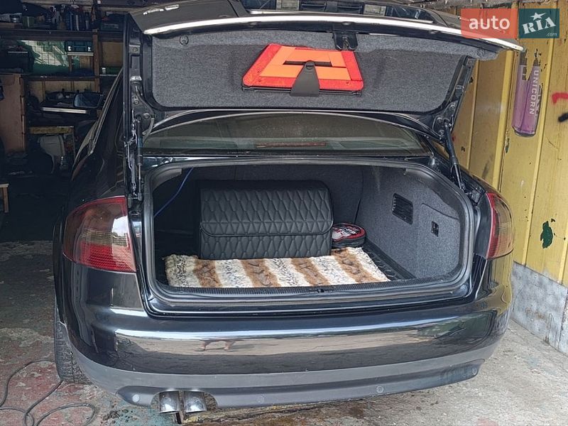 Седан Audi A6 2002 в Одессе