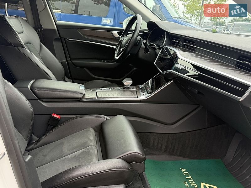 Седан Audi A6 2020 в Киеве