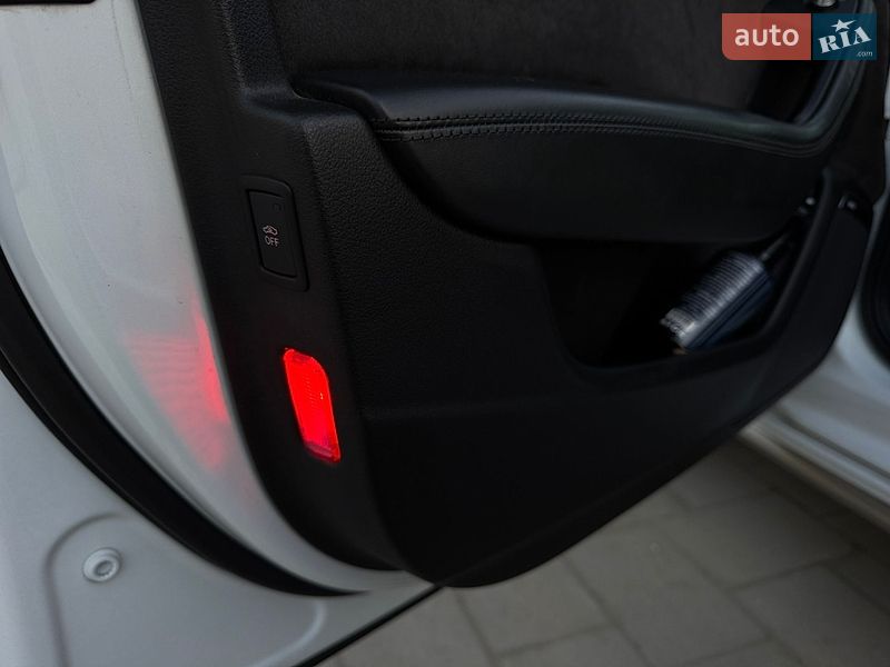 Універсал Audi A6 2014 в Івано-Франківську