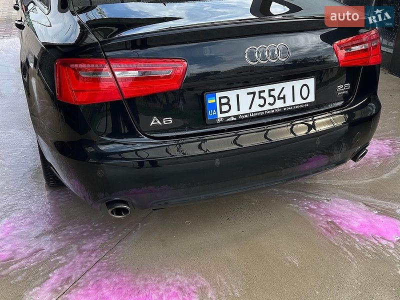 Седан Audi A6 2012 в Лубнах